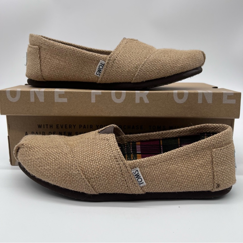TOMS Classic Natural Burlap in Beige Slip-On Loafers-Size 8